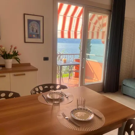Ξενοδοχείο με διαμερίσματα Al Lido