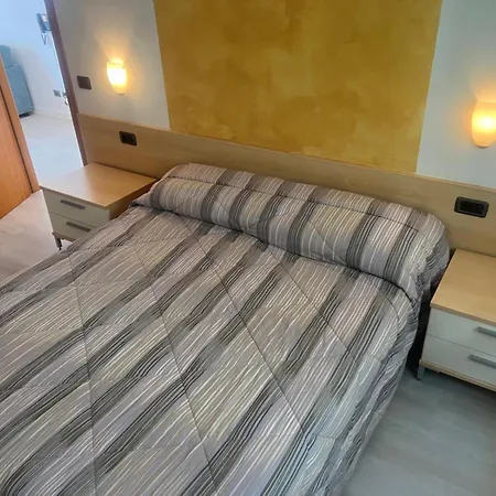Lejlighedshotel Al Lido Brenzone sul Garda
